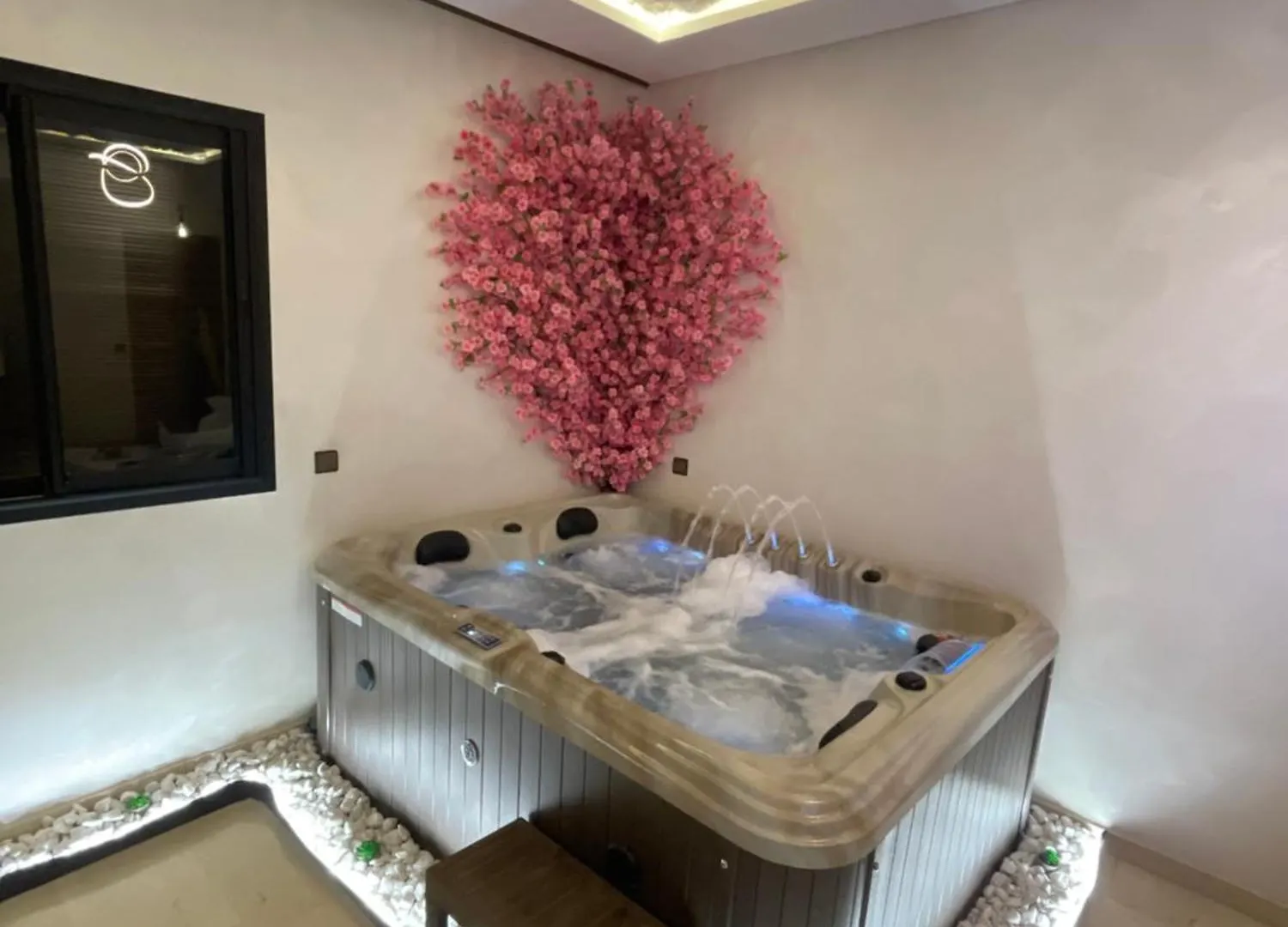 Suite Luxueuse Avec Jacuzzi En Plein Coeur De Marrakech Marrakesh 0*,